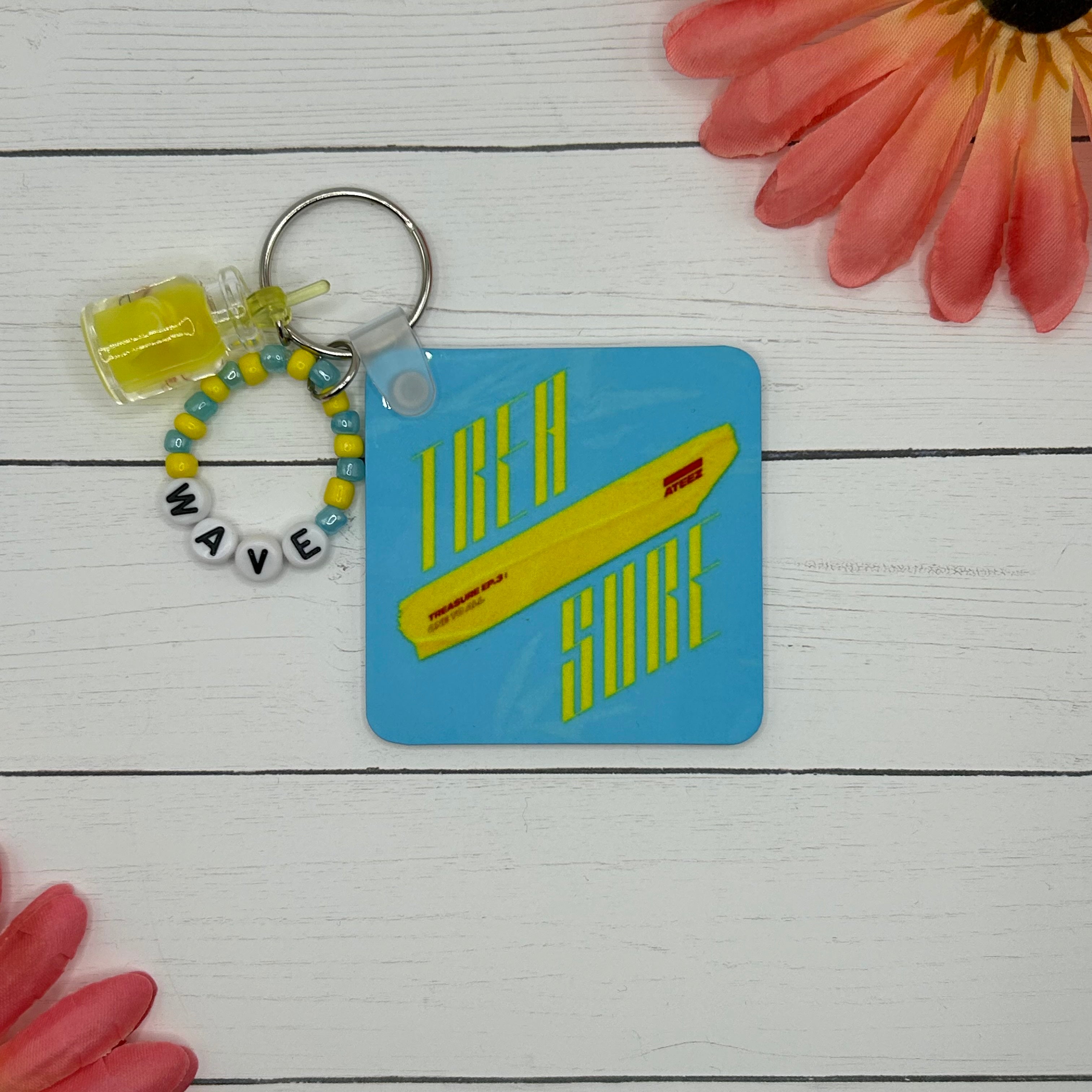 Treasure EP 3 One to All ATEEZ Album keychain ATINY, Wave